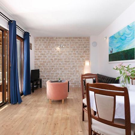 Grebac Villa Kaštelir Екстериор снимка