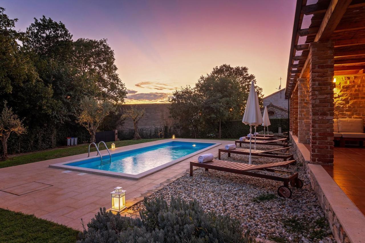 Grebac Villa Kaštelir Екстериор снимка