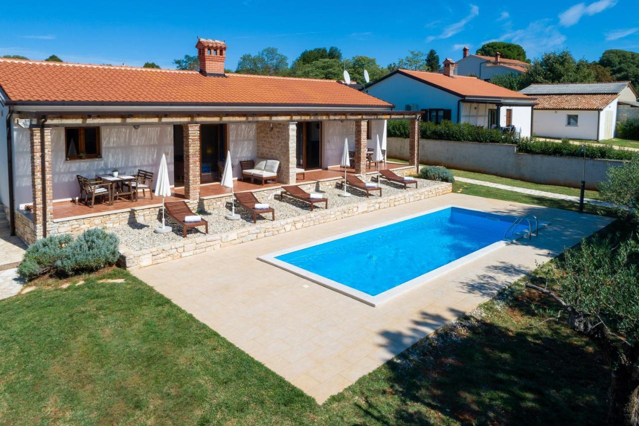 Grebac Villa Kaštelir Екстериор снимка